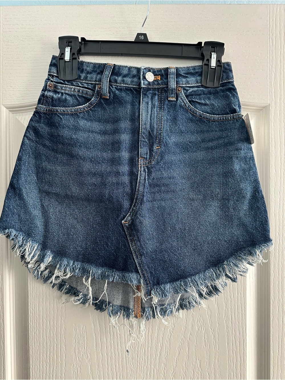 We The Free Women's Dark Blue Denim Frayed Hem Skirt